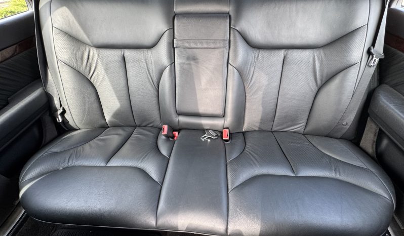 
								Mercedes-Benz S-Class S500 full									