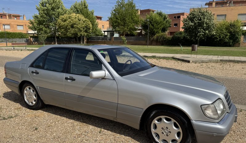 
								Mercedes-Benz S-Class S500 full									