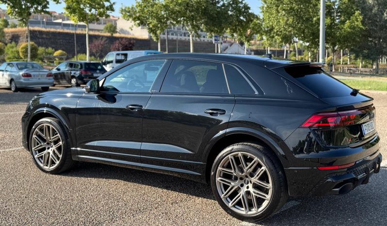 
								Audi RS Q8 full									
