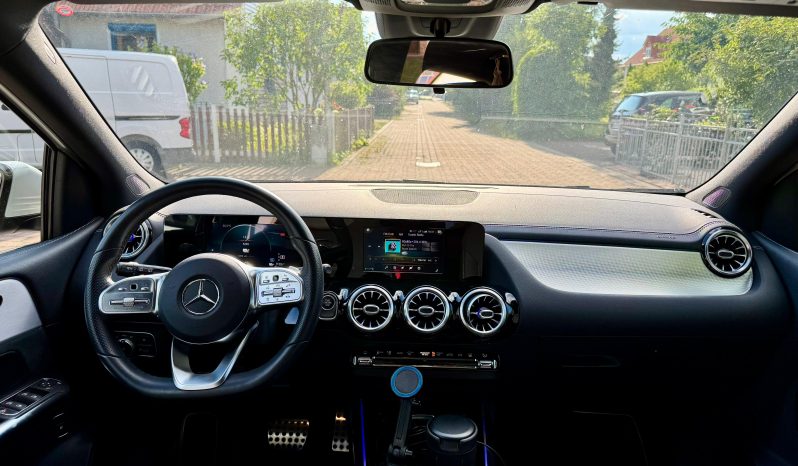 
								Mercedes-Benz A250 full									